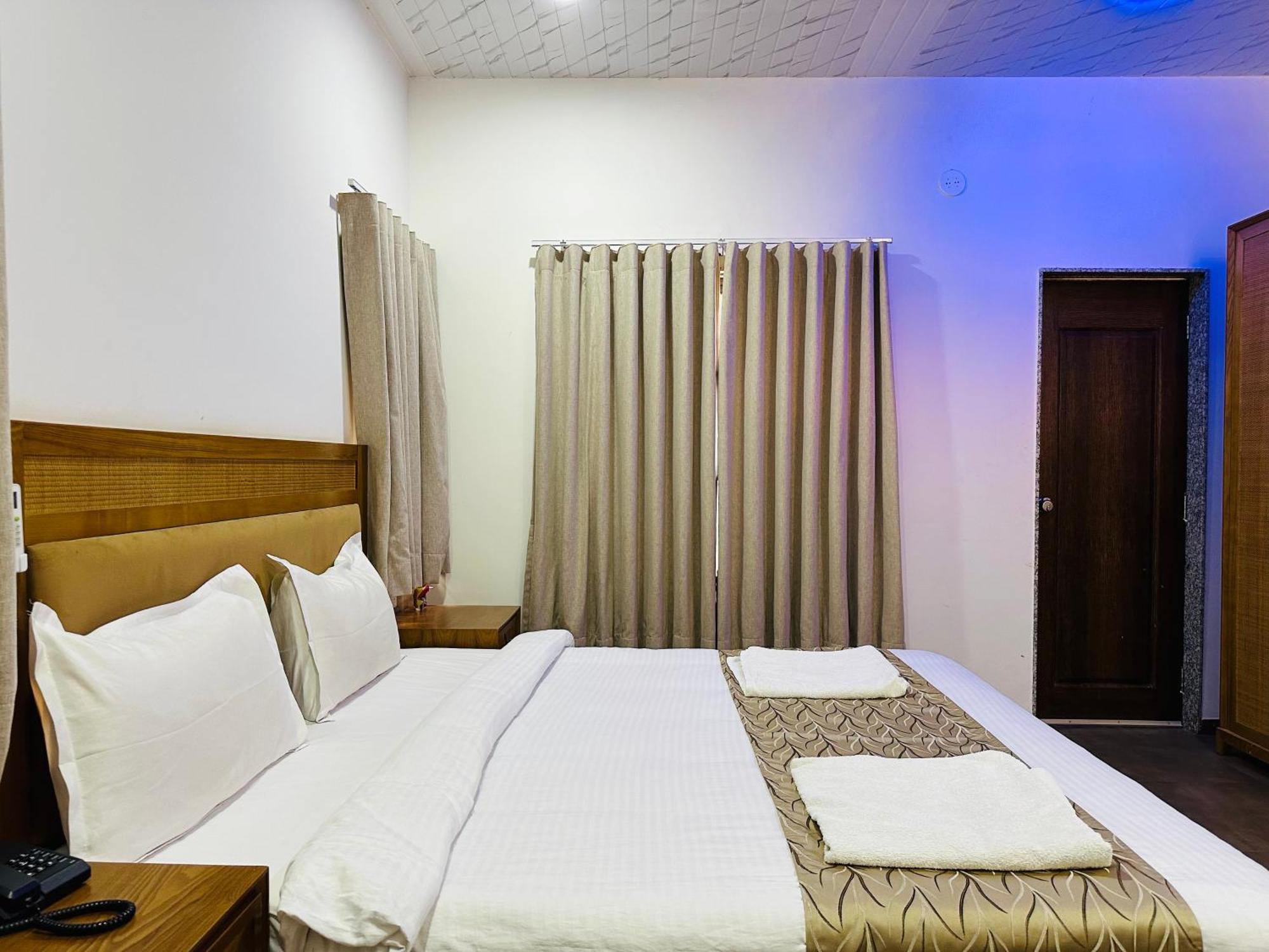 Lion Park Hotel & Resorts Sasan Gir Esterno foto