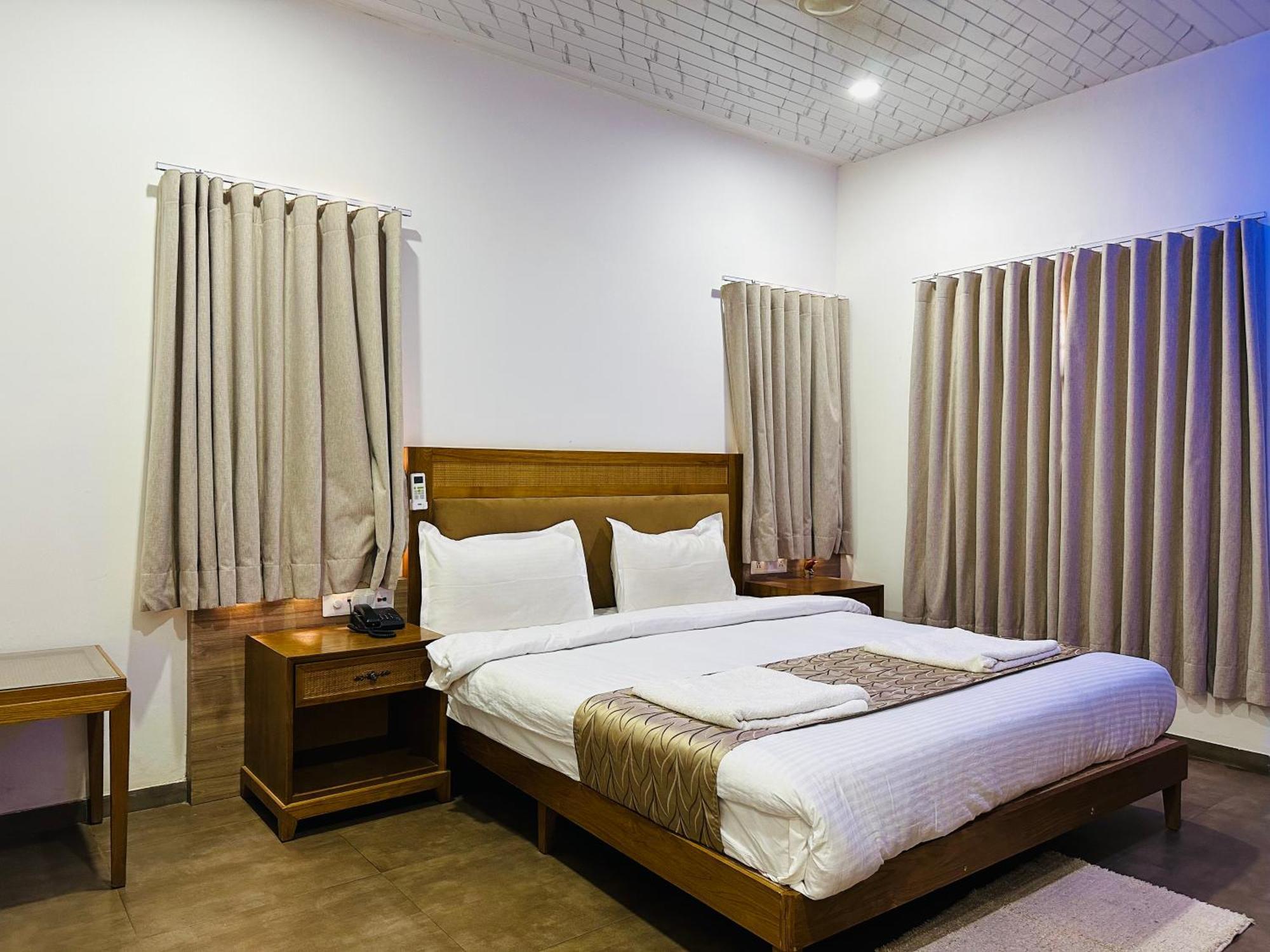 Lion Park Hotel & Resorts Sasan Gir Esterno foto