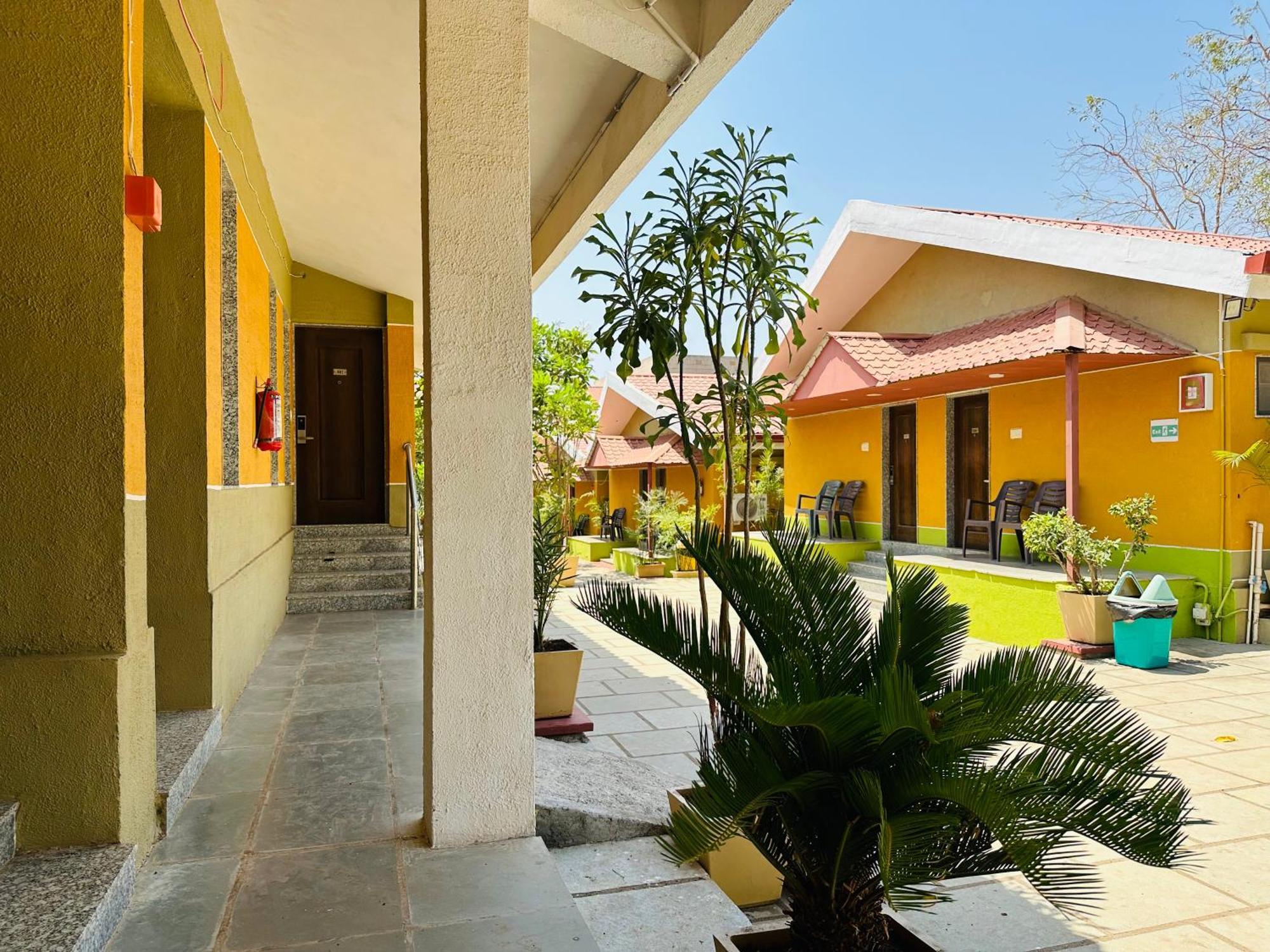 Lion Park Hotel & Resorts Sasan Gir Esterno foto
