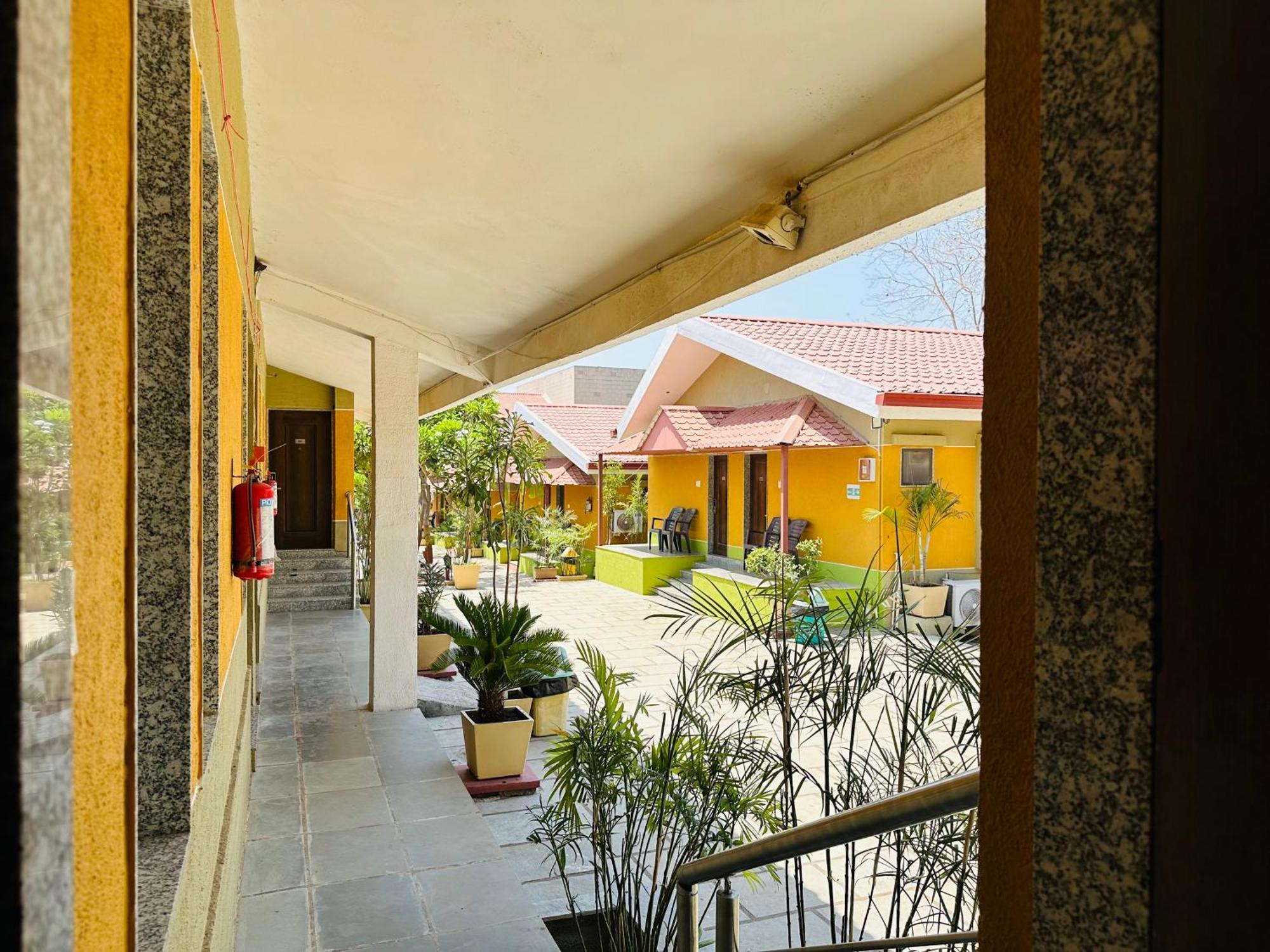 Lion Park Hotel & Resorts Sasan Gir Esterno foto